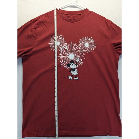 Disney X AE American Eagle MensXL Red Mickey Mouse Firework Graphic T-Shirt - Picture 4 of 7